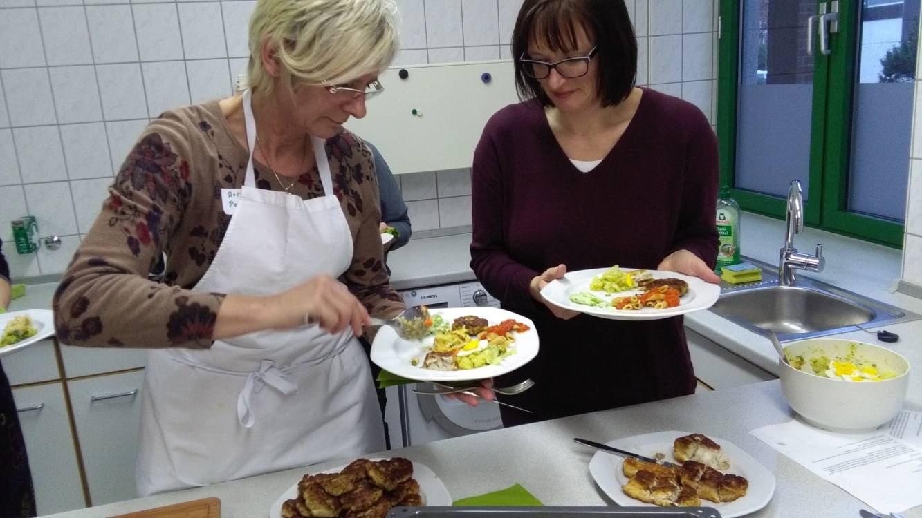 LOTT-JONN Initiative Kinder- und Jugendgesundheit: Fisch ahoi — Workshop für Kita-Köchinnen