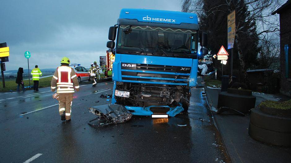 72-Jähriger stirbt nach Frontalcrash