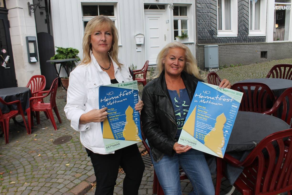  Marion Buschmann und Martina Retznar. 