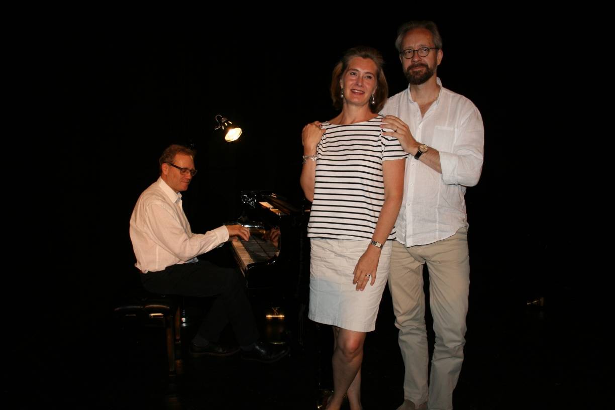  Die finnischen Opernstars Laura Nykänen und ihr Mann Sami Luttinen treten zum ersten Mal in ihrem Wohnort Mettmann auf. Die künstlerische Leitung der Classik-Gala hat wieder Stephen Harrison, der Direktor der Düsseldorfer Oper. 