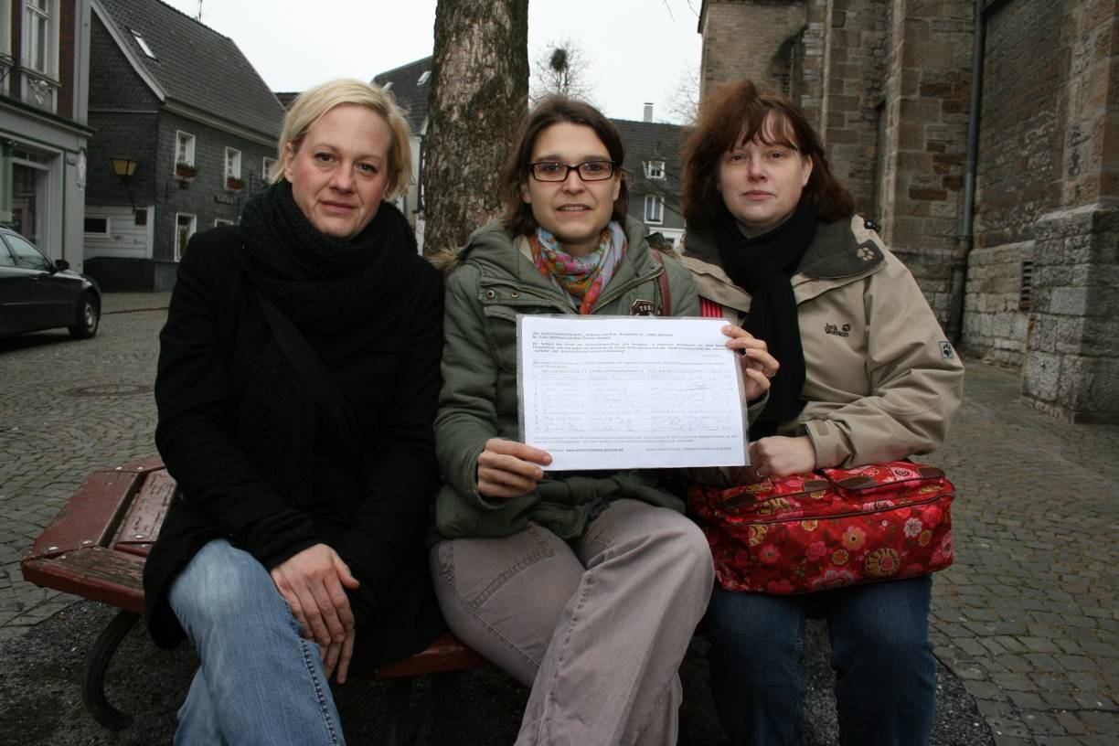  Viola vom Bey, Jessica Schreiner und Alexandra Teichert haben eine Petition gestartet. 