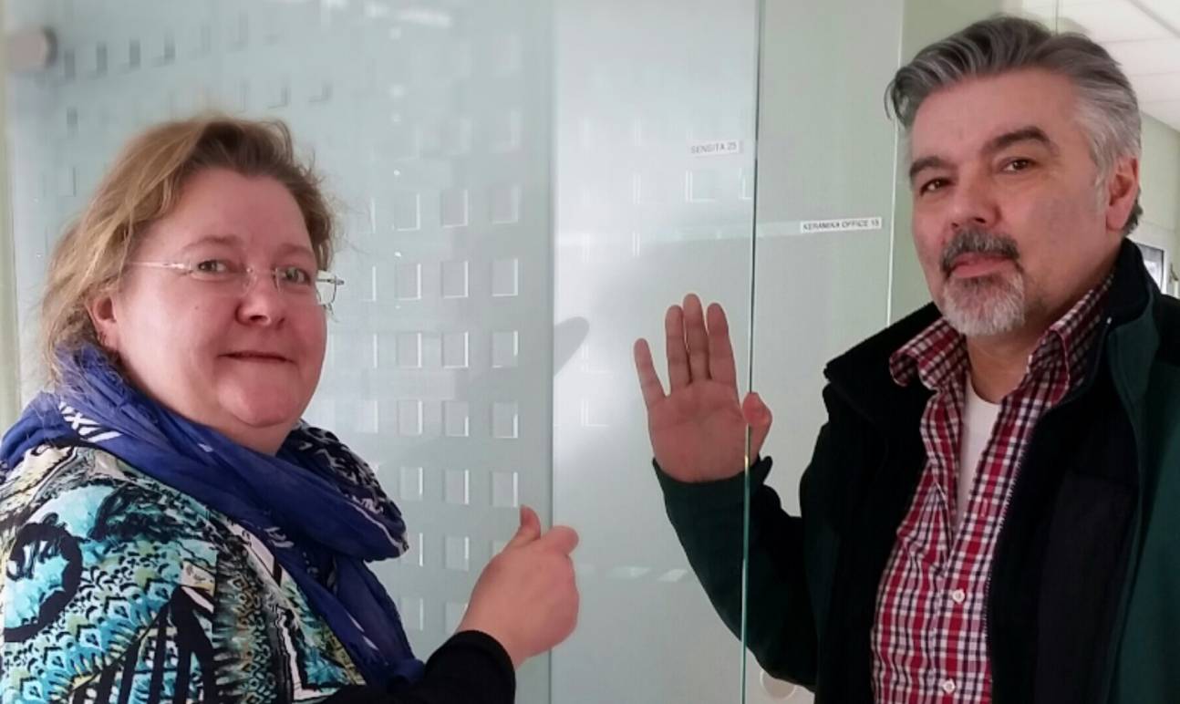  Britta Merten und Inhaber Petros Dragoslis. 