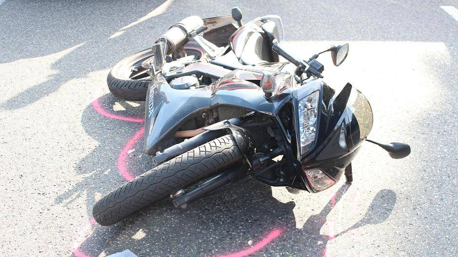Schwerer Unfall mit Traktor und Motorrad