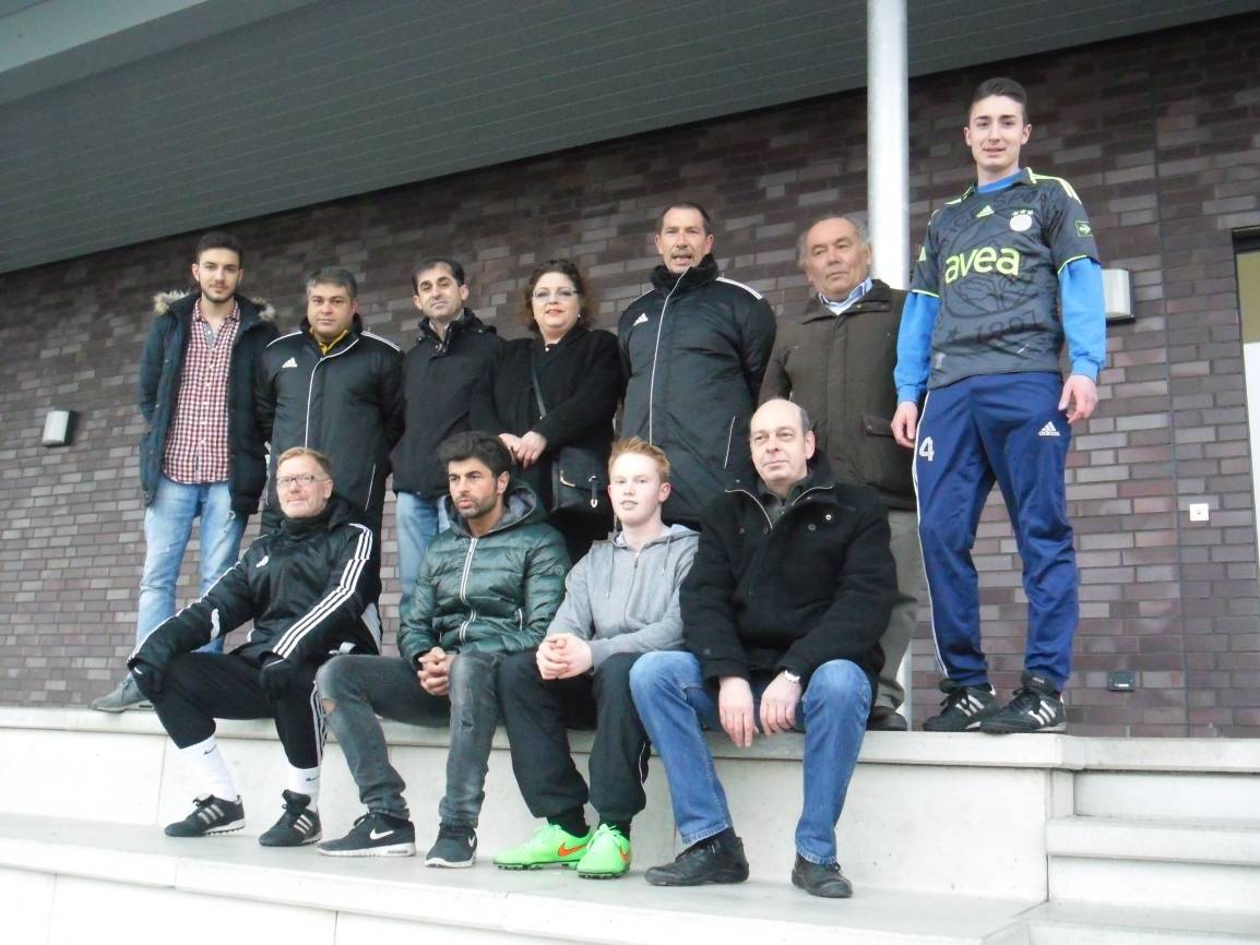 Das Team der Jugendbetreuer und -trainer. 