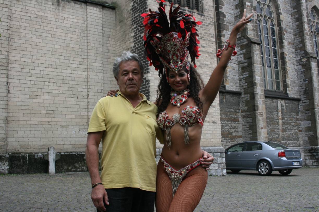  Peter Petkovic und die brasilianische Tänzerin Elsa Rodriguez freuen sich auf den 1. August. 