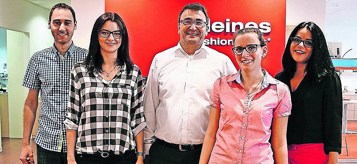  Das Team von Pleines in Mettmann heißt seine Kunden herzlich willkommen. 