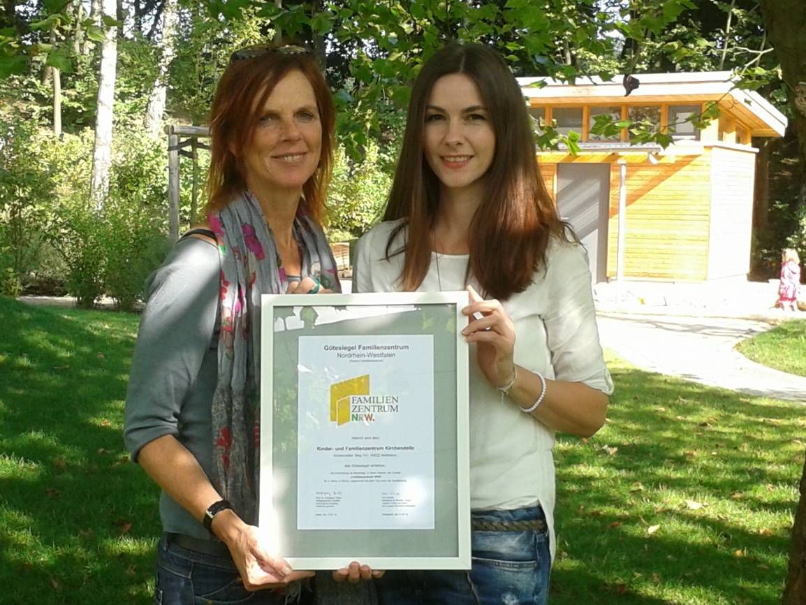  Die beiden Leiterinnen, Addy Brückner-Winkels von der Stadt Mettmann und Michaela Dorndorf vom Kreis Mettmann arbeiten Hand in Hand an der Umsetzung einer gemeinsamen Konzeption, die alle Kinder und Familien mit ihren Bedürfnissen beachtet. 