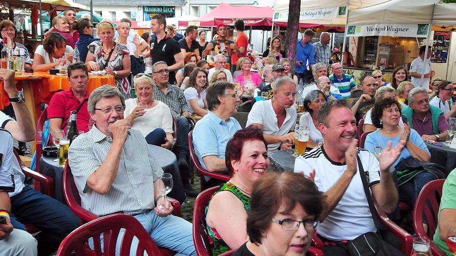 Das erfolgreiche Viertelfinalspiel der Nationalmannschaft gegen Frankreich ließ die...
