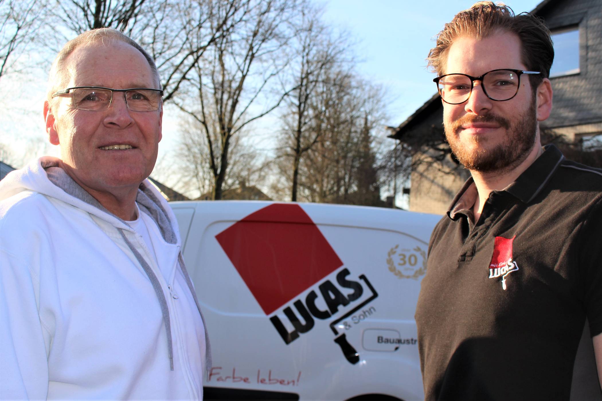  Das Inhaberduo Heinz und Patrick Lucas feiert in wenigen Wochen 35. Jahre Meisterbetrieb Lucas. 