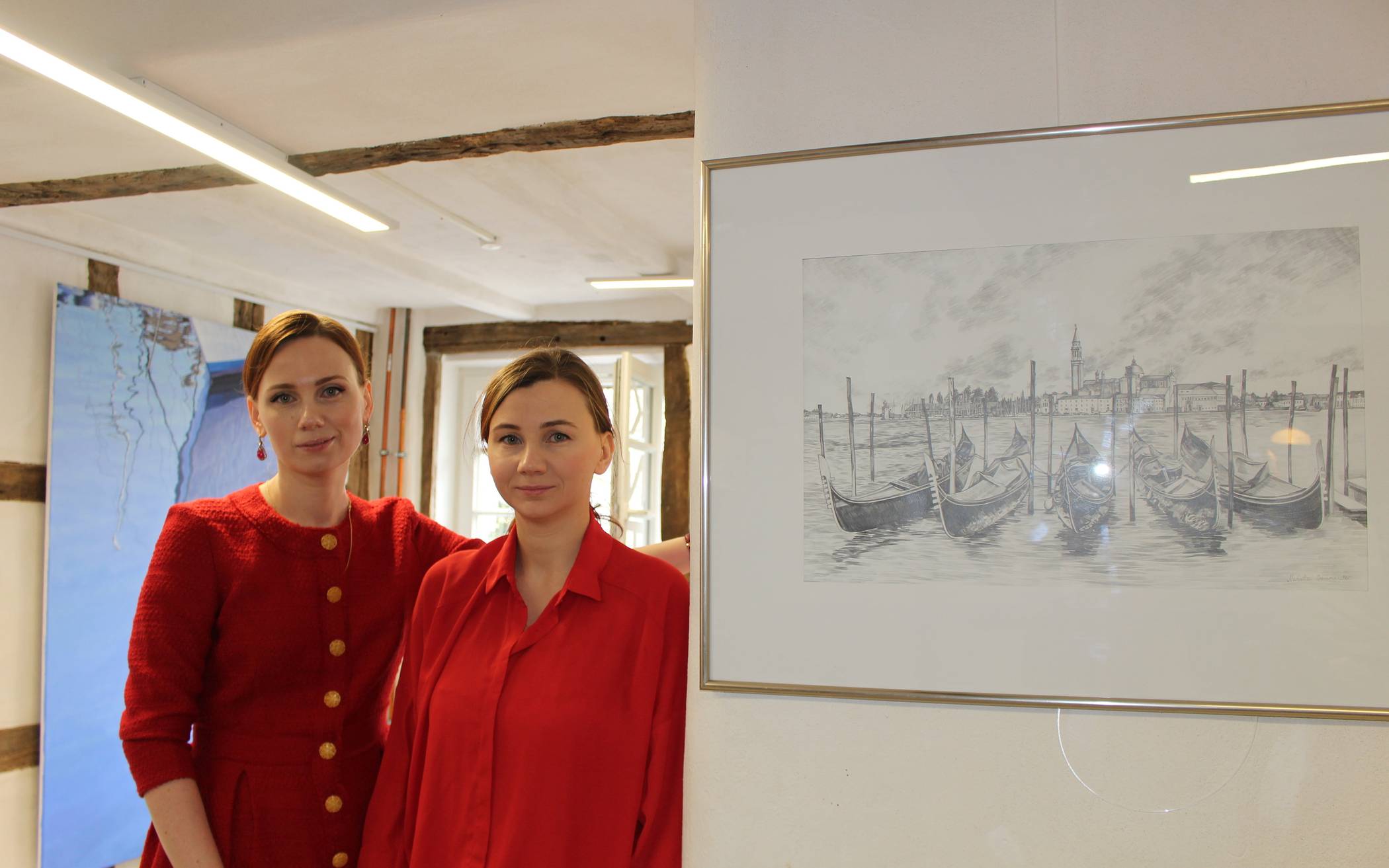  Die Schwestern Ekaterina Gasmi und Natalia Baumeister stellen im Kunsthaus Mettmann aus. 