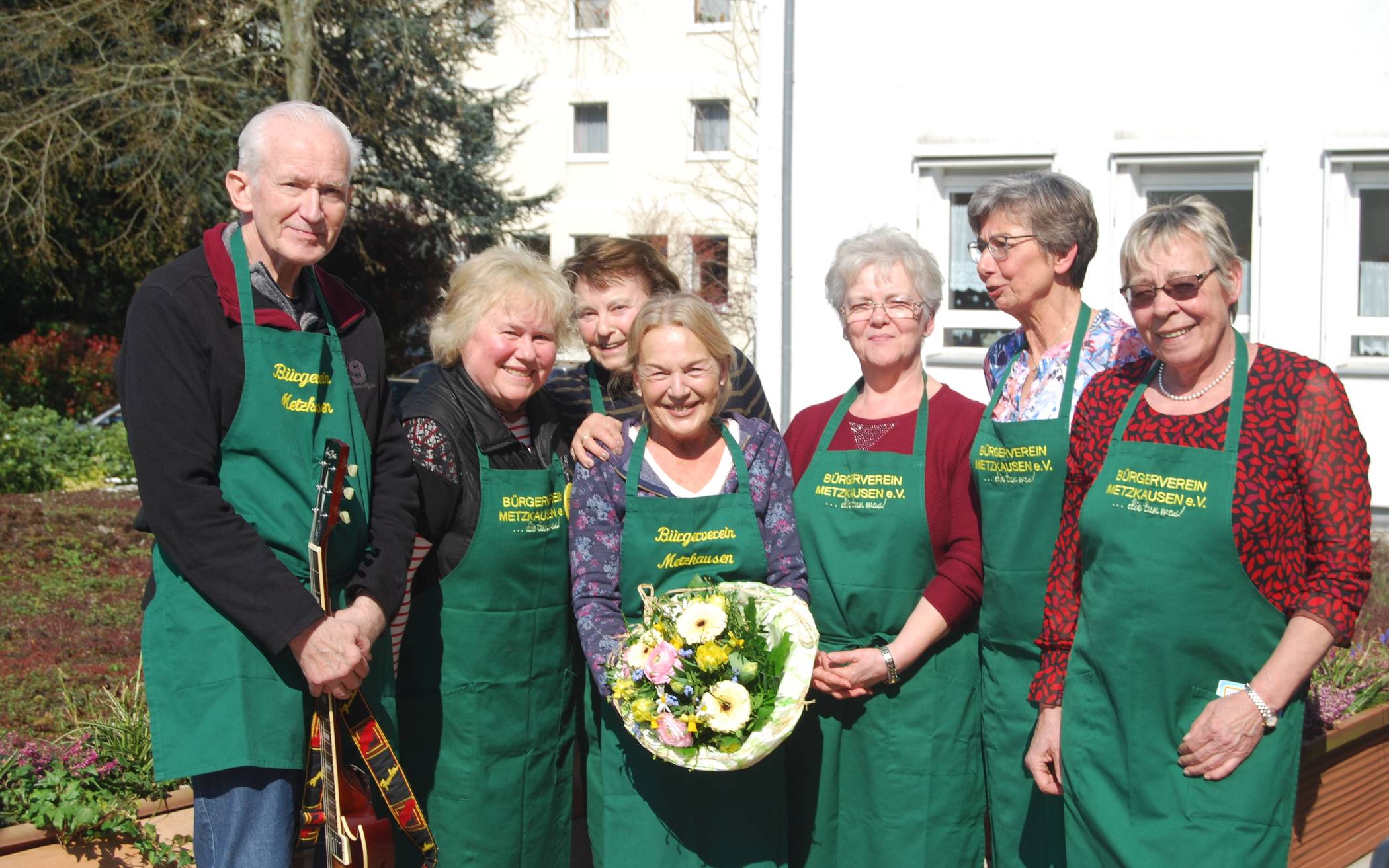  Anette Regenhardt, Dorthea Weber, Heike Budde, Ursula Hartstack, Frau Dr. Kretschmar, Cosima Kopp und Werner Stoik genossen den Tag.  