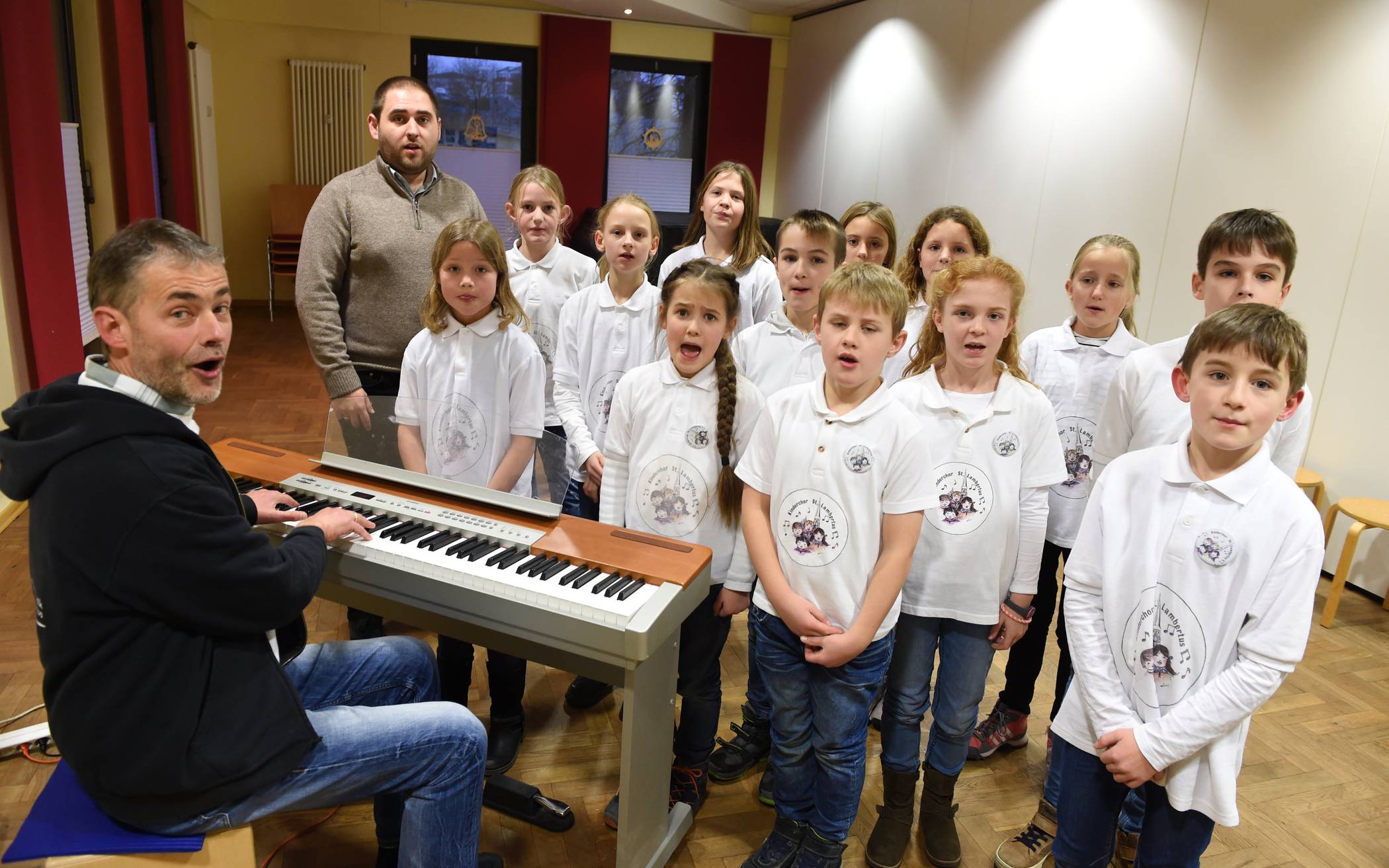  Matthias Röttger macht die Arbeit mit den Kinder- und Jugendchören jede Menge Spaß und der darf auch nicht zu kurz kommen. 