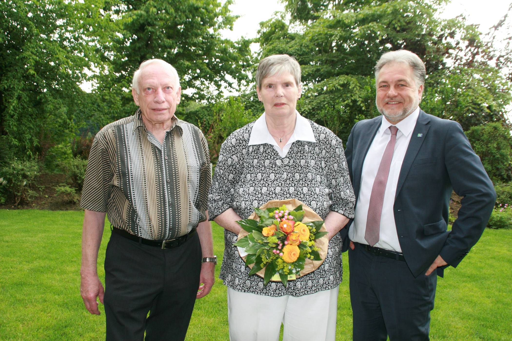  Ingrid und Gustav Matz begrüßten Bürgermeister Dinkelmann an ihrem Ehrentag. 