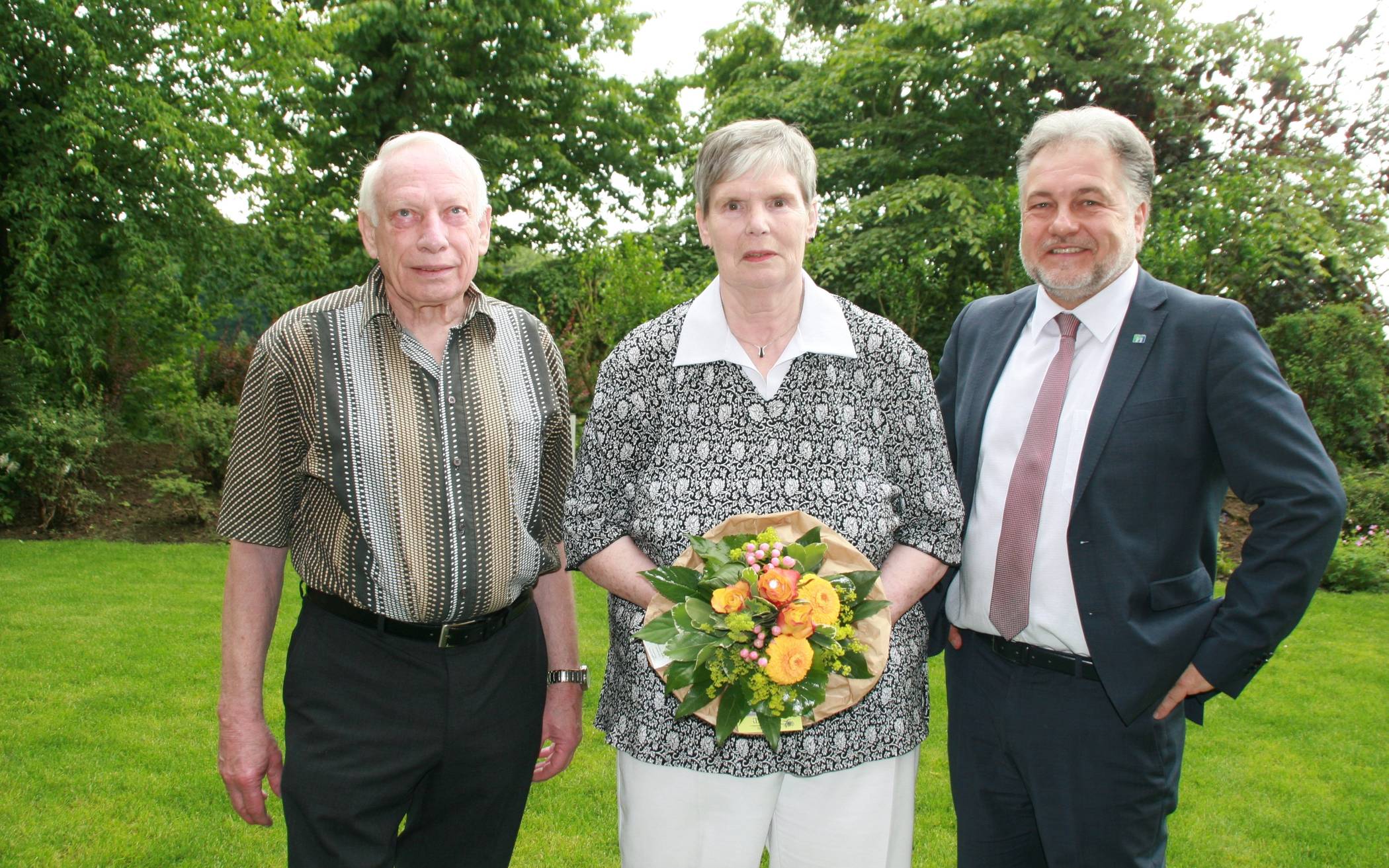  Ingrid und Gustav Matz begrüßten Bürgermeister Dinkelmann an ihrem Ehrentag. 