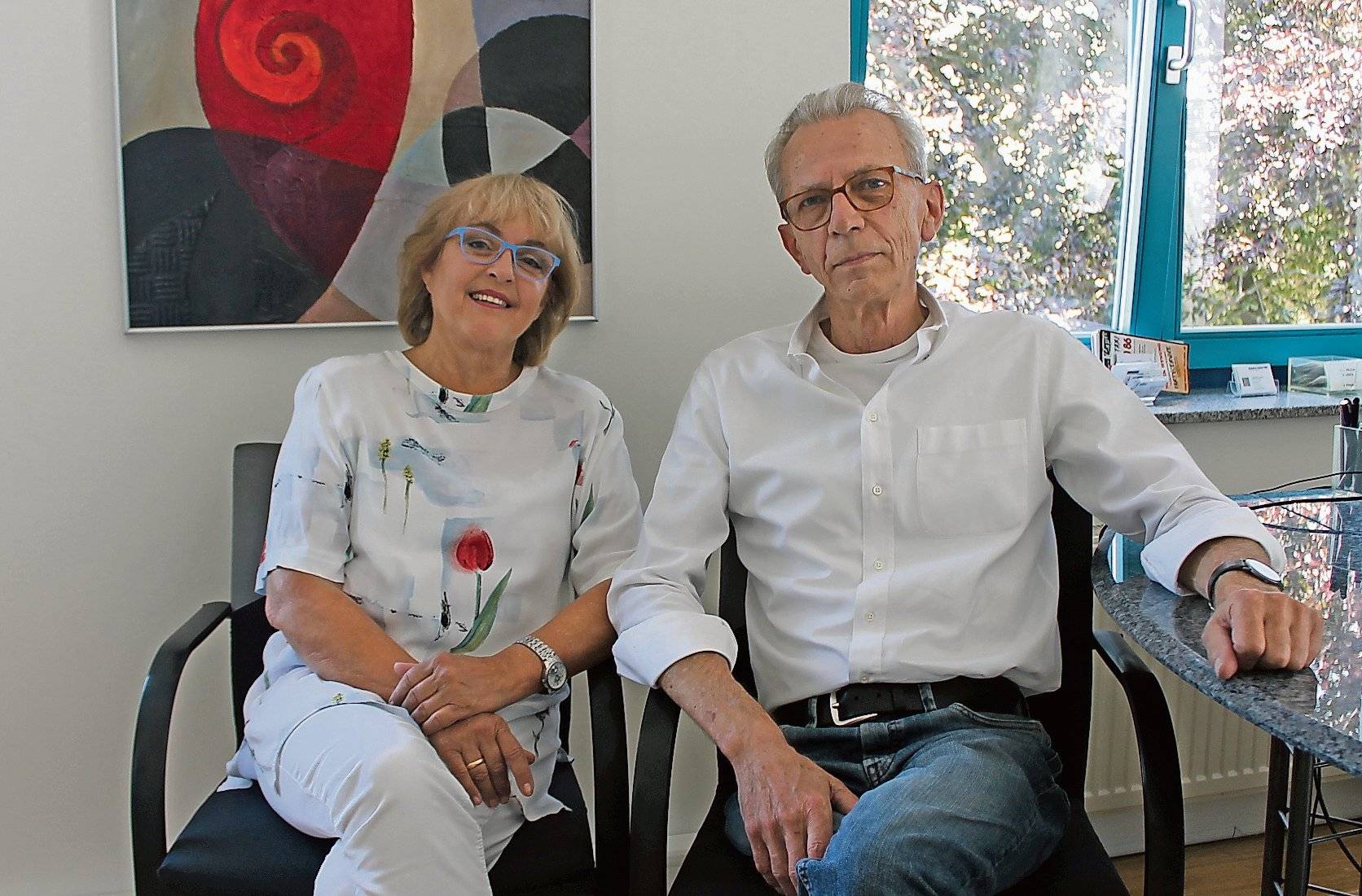 Petra Grenzstein und Friedhelm Kückels erhoffen sich durch ihre Anzeige „eine echte Alternative zum jetzigen Bürgermeister“. 