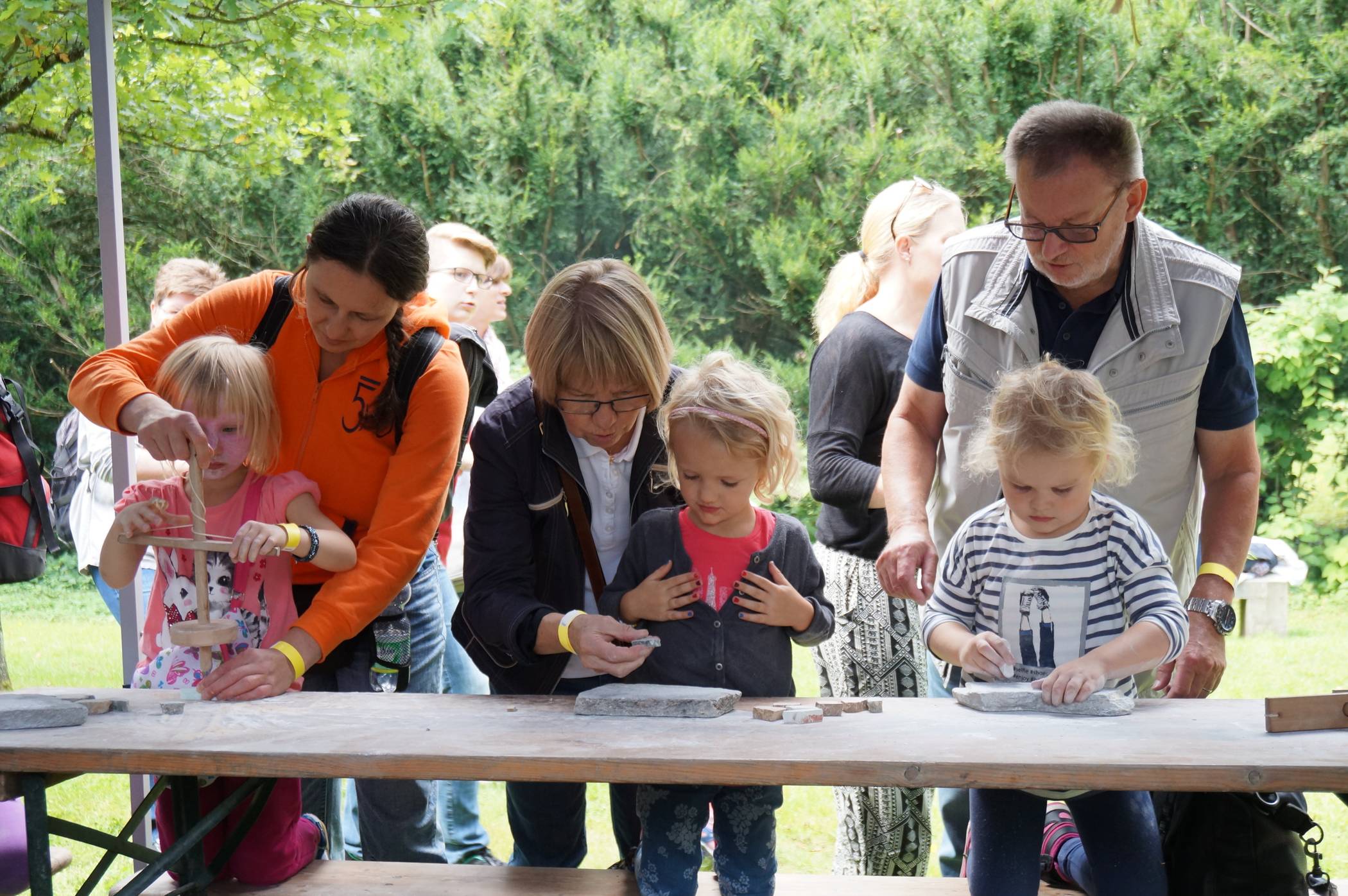 Ferienprogramm im Neanderthal Museum: Museumsfest im Neandertal am letzten Ferienwochenende