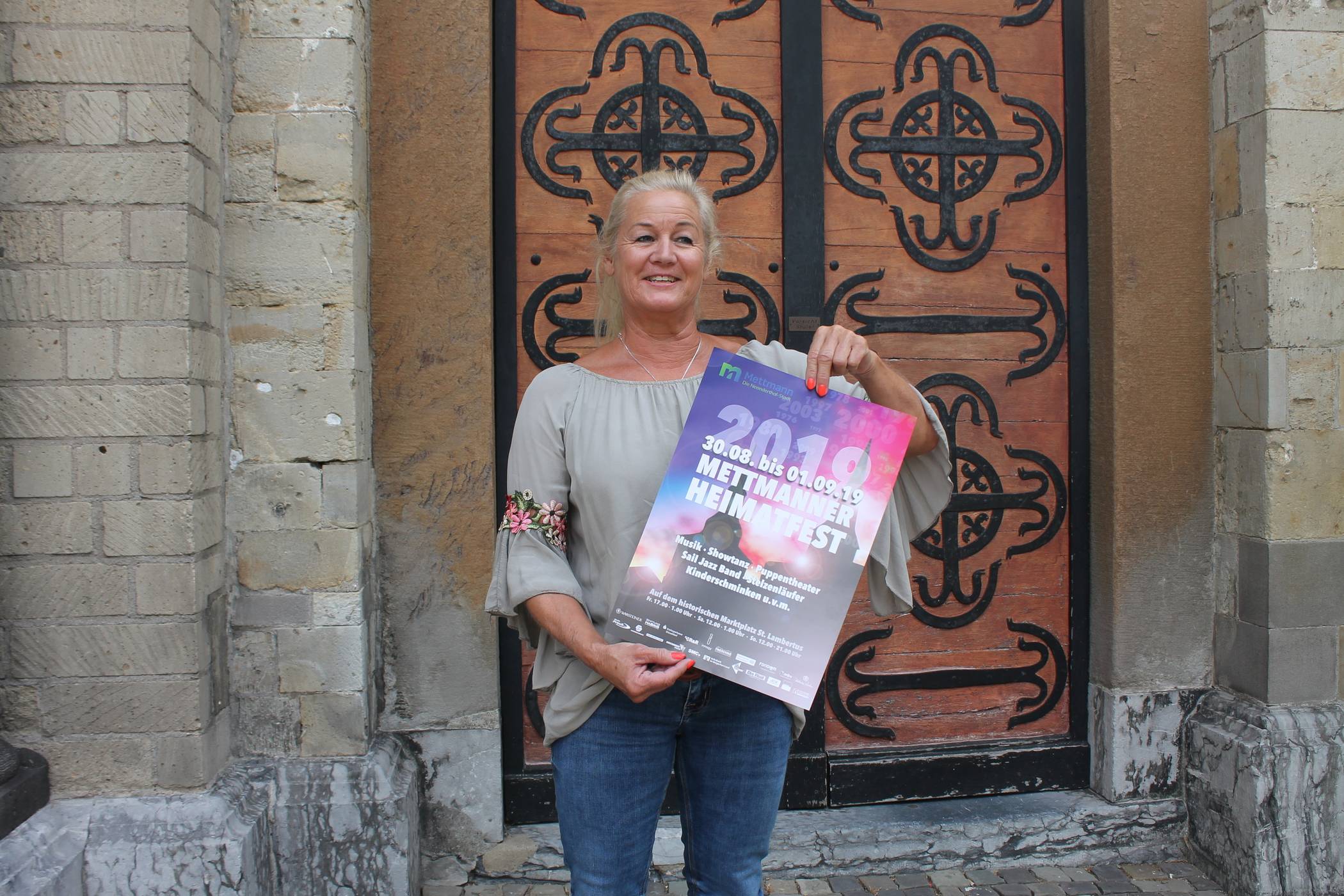  Marion Buschmann freut sich auf das Heimatfest und kann den Ärger, für den die Auflagen der Stadt gesorgt hat, nicht verstehen. „Die Gastronomen können beim Heimatfest mitmachen, das war vor meiner Zeit nie der Fall. Sie sollen es nicht übertreiben, sonst kann sich das auch wieder ändern“, sagt sie in Richtung Gastronomen auf dem Markt. 