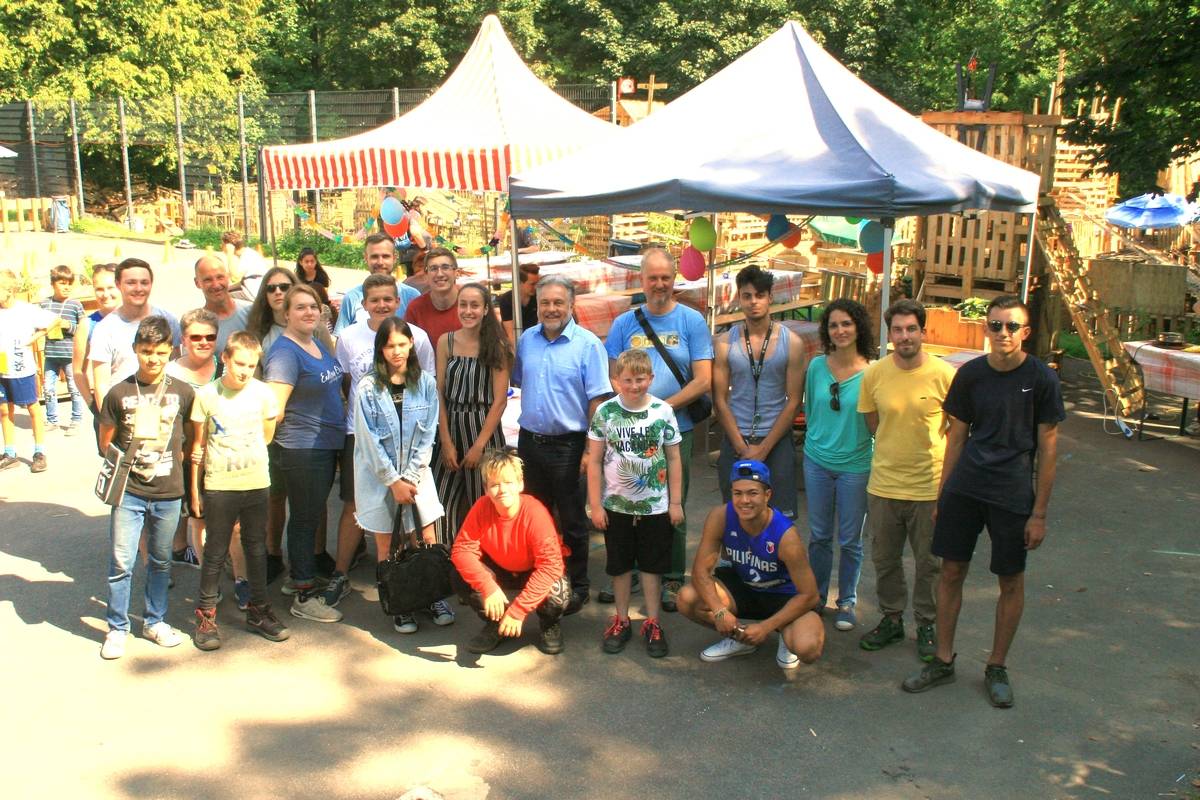 Rund 500 Kinder nahmen teil: Großes Abschlussfest auf dem Mettmanner Bauspielplatz