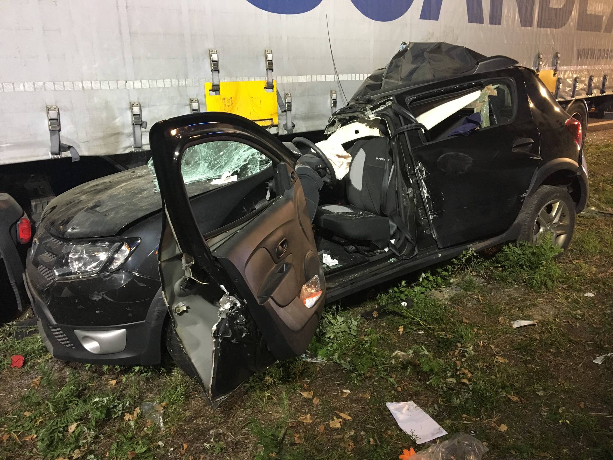 Auf dem Rastplatz Stindertal: Schwerer Verkehrsunfall mit einer verletzten Person 