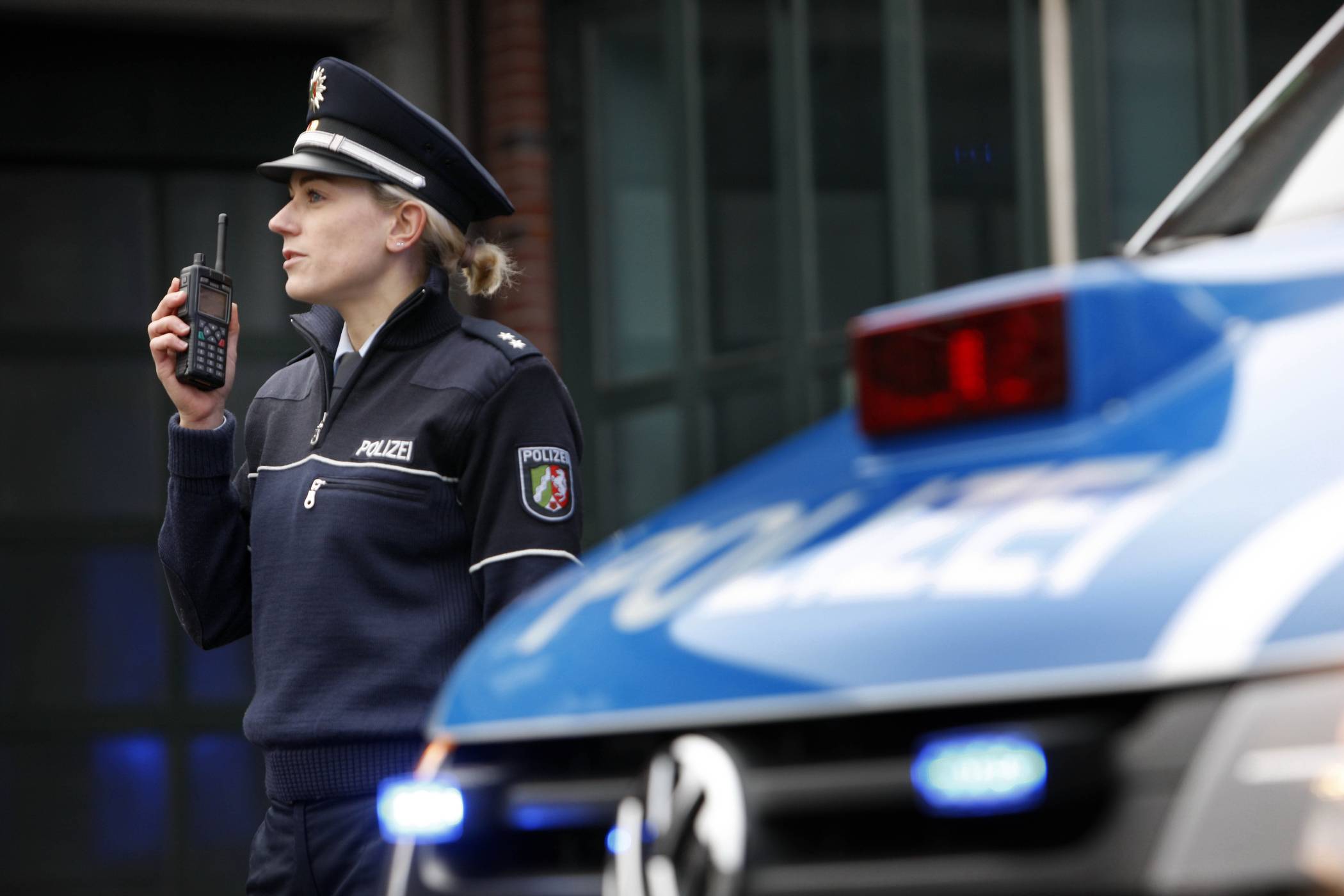 Auf der Düsseldorfer Straße in Mettmann: Mann versucht, Tankstelle anzuzünden