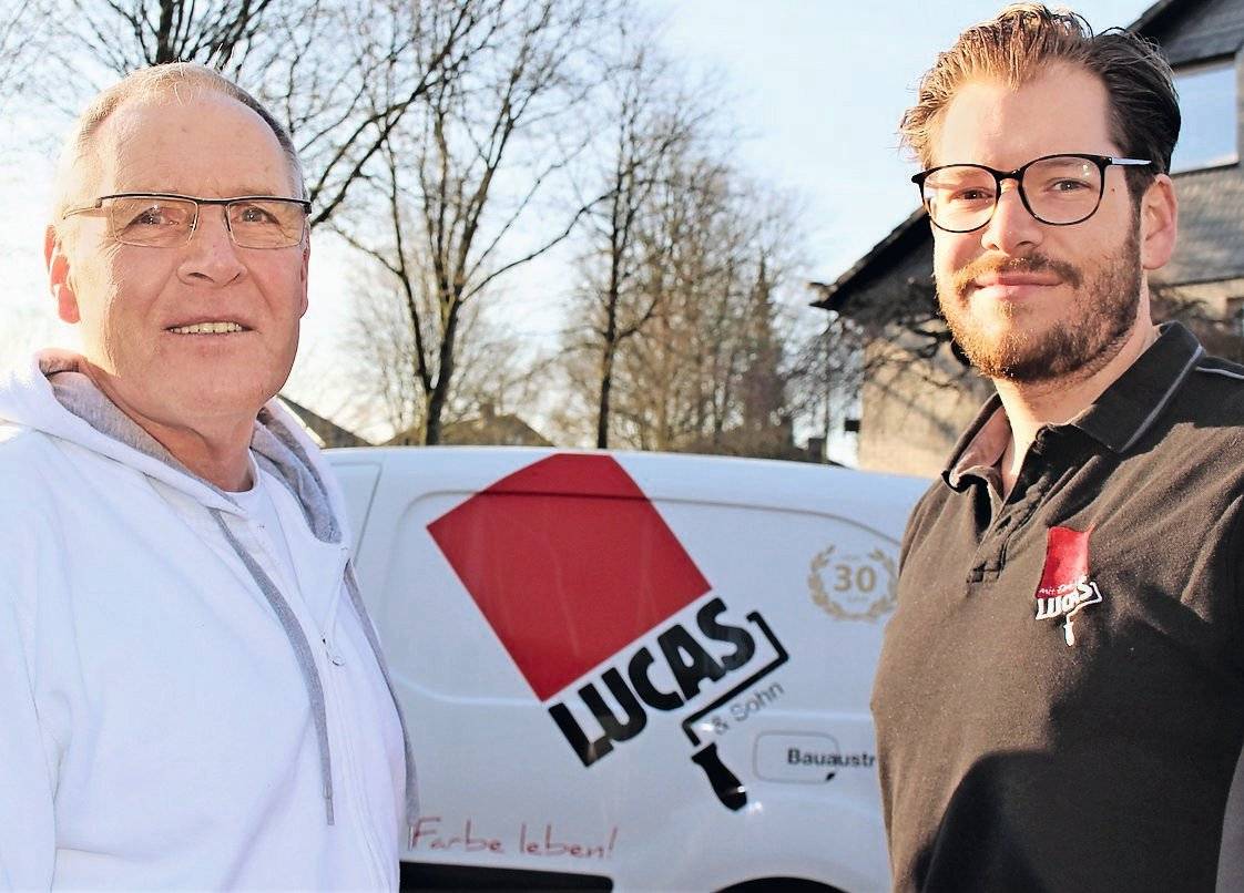  Das Inhaberduo Heinz und Patrick Lucas feiert in wenigen Wochen 35. Jahre Meisterbetrieb Lucas. 