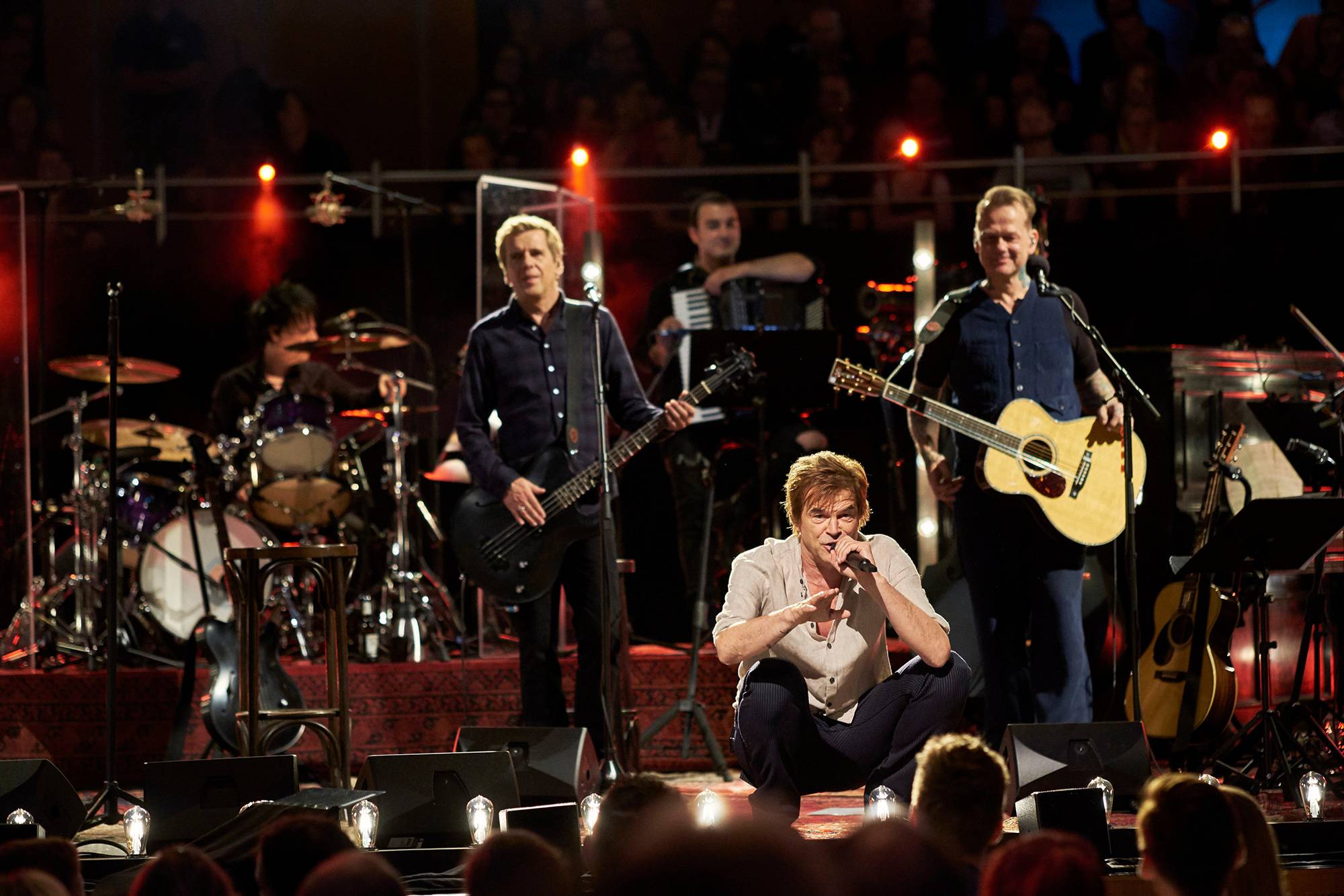  Die Toten Hosen bei ihrem Unplugged-Auftritt im Juli in der Düsseldorfer Tonhalle. 