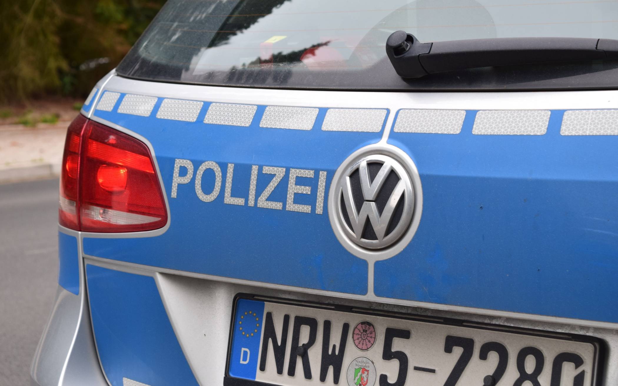 Auf der A3 bei Hilden und der A46: Betrunkene Lkw-Fahrer fahren Schlangenlinien auf der Autobahn