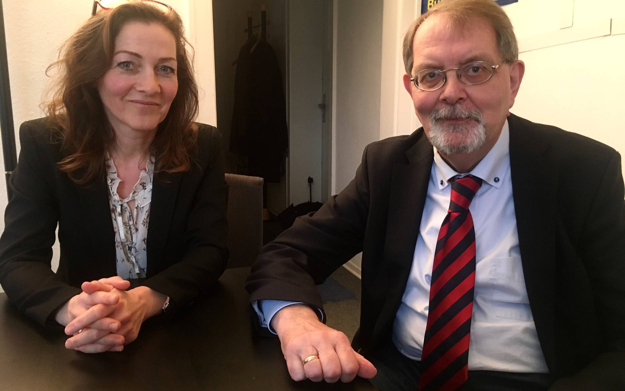  Andrea Metz möchte Mettmanns Bürgermeisterin werden. Unterstützt wird sie vom Fraktionsvorsitzenden der Liberalen, Klaus Müller. 