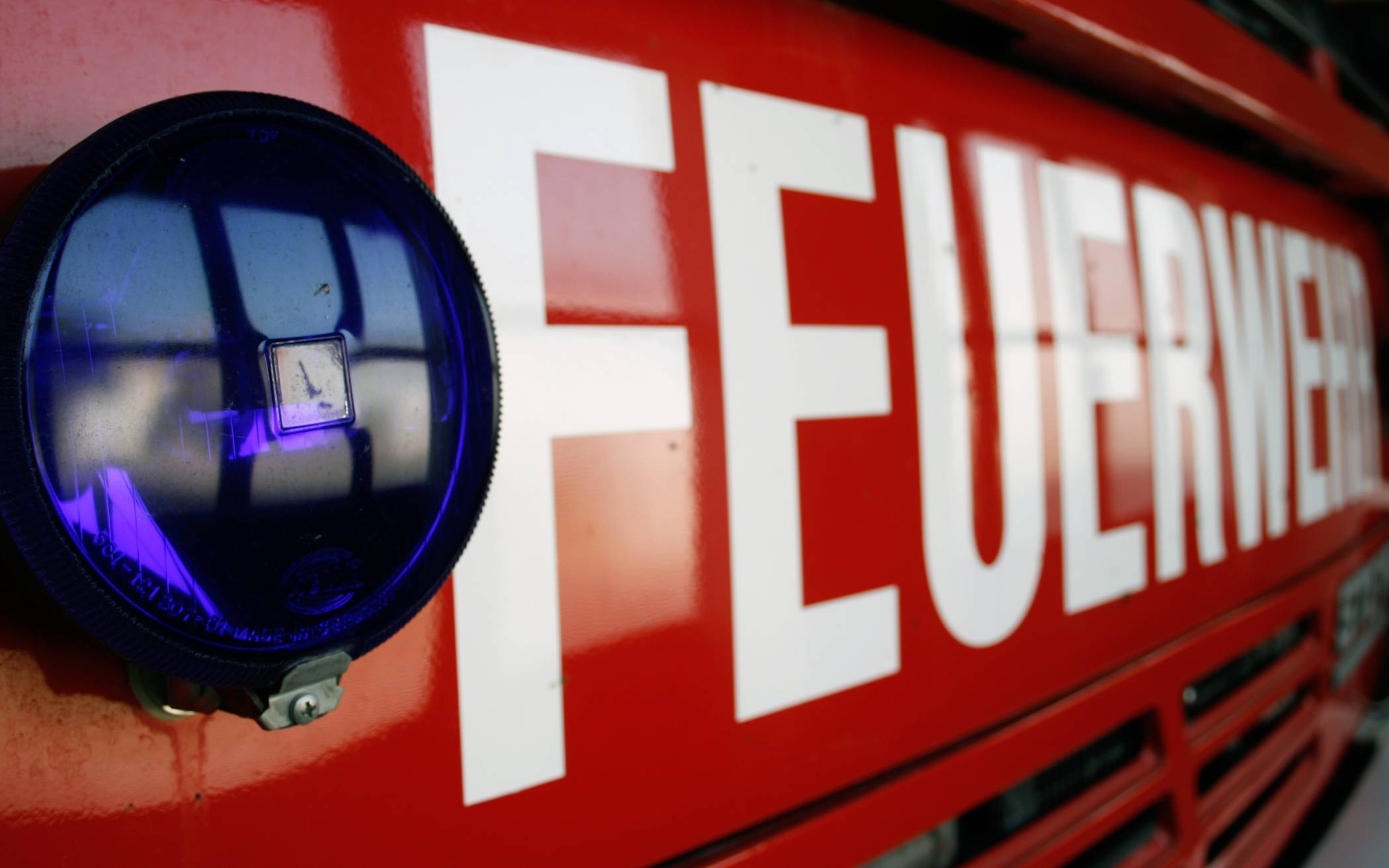 Polizei ermittelt wegen Brandstiftung