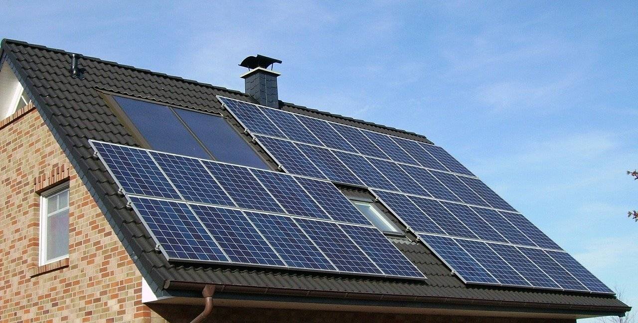 Gebäudeenergiegesetz und Fortführung der Solarstromförderung: Beschlossene Sache