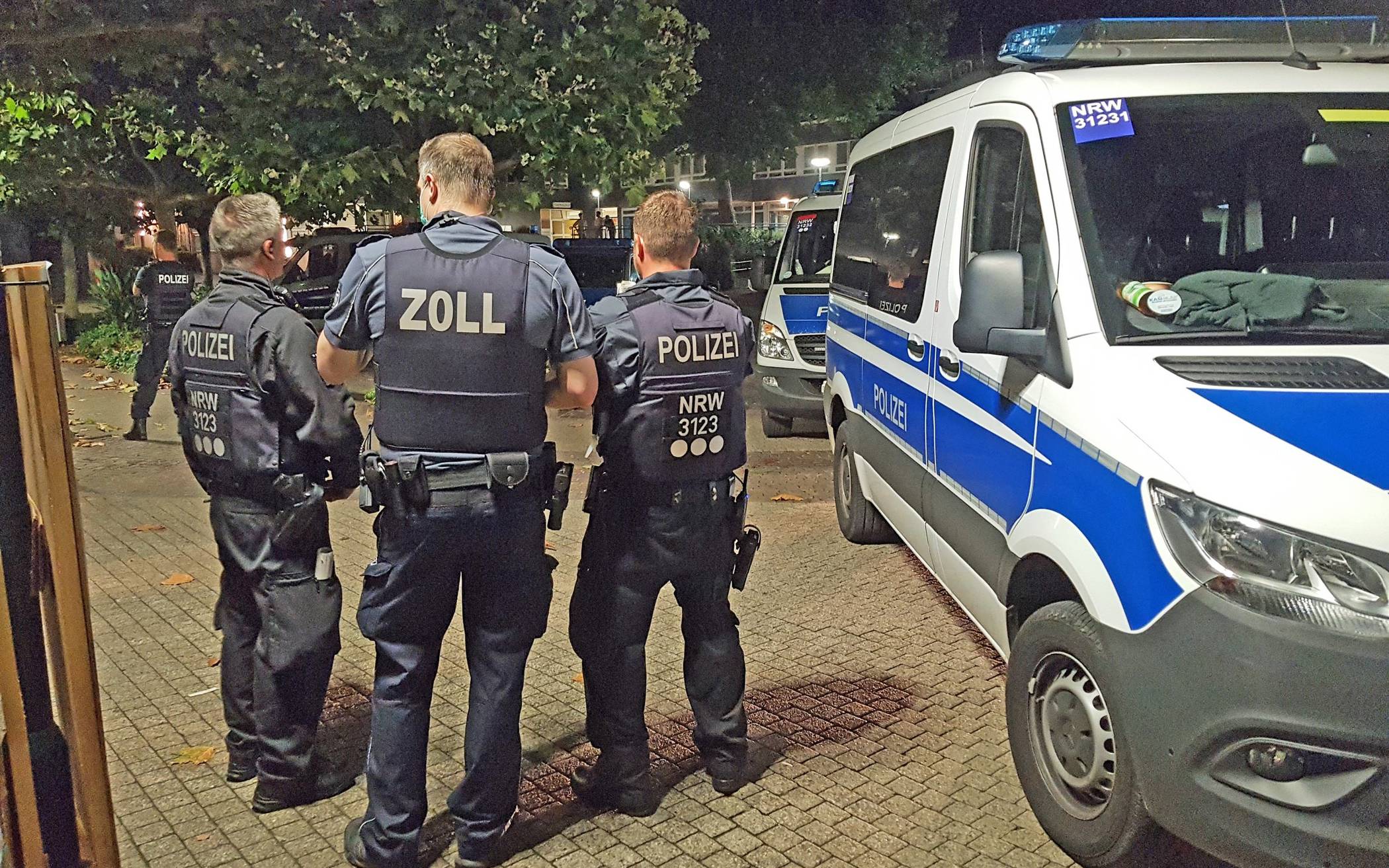 Gemeinsamer Großeinsatz in mehreren Städten