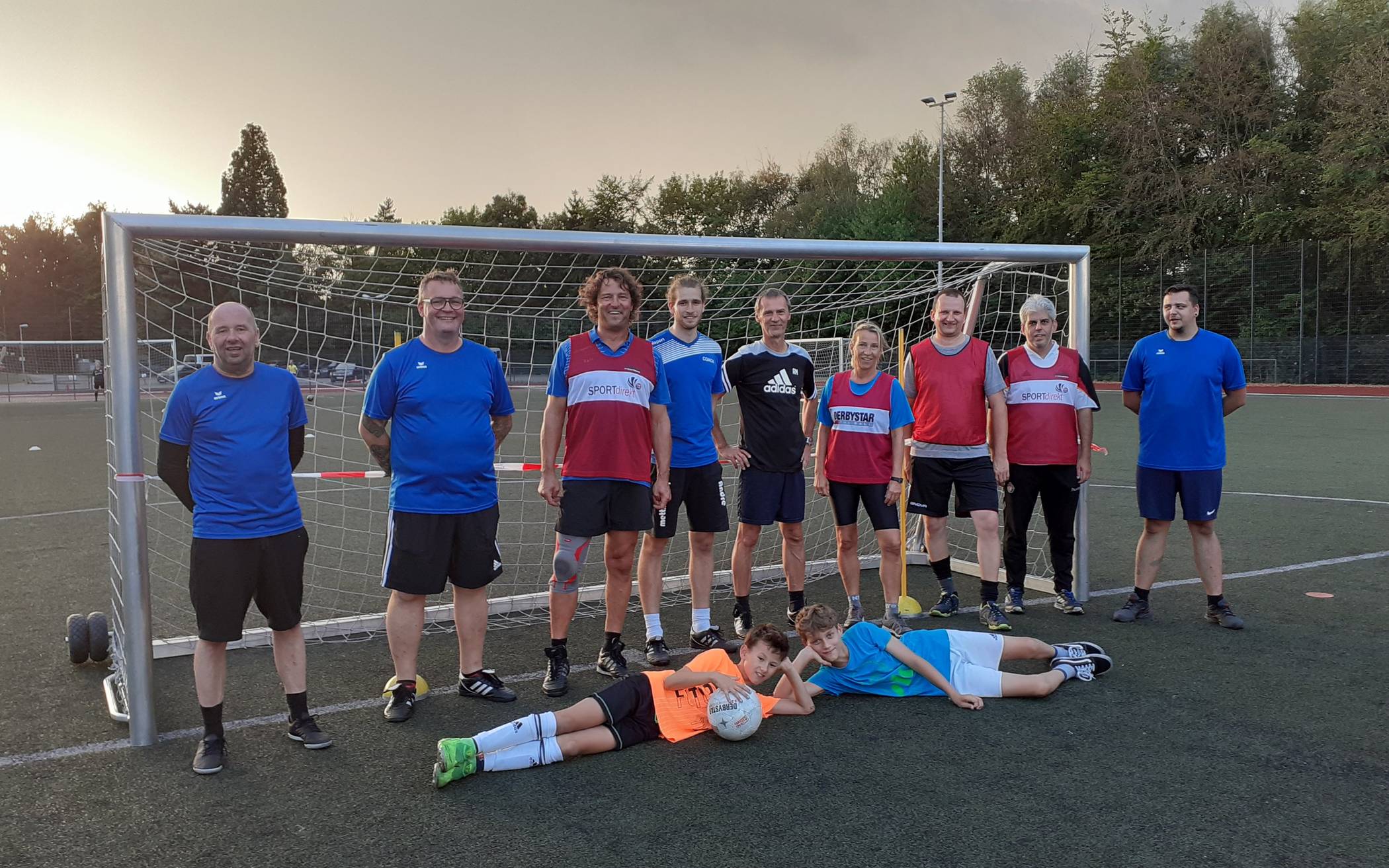 Langsames Kicken - Walking Football bei me-sport