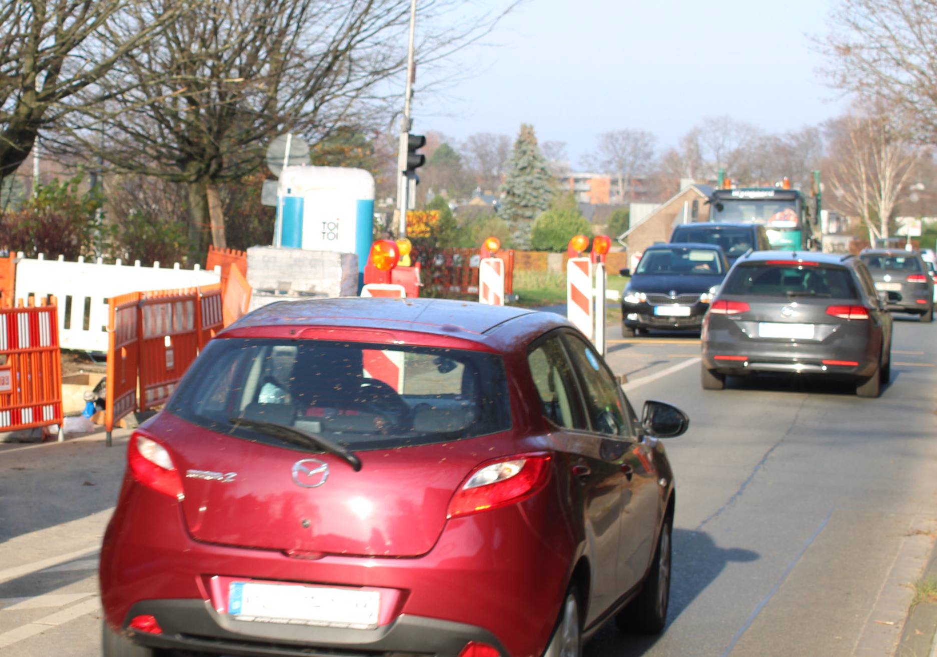  Beim ersten Bauabschnitt an der Peckhauser Straße kam es zu Verkehrsbeeinträchtigungen. 